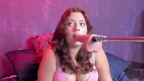 tiffany_bigboobs online show from 23, 12, 2024