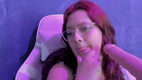 tiffany_bigboobs online show from 10, 1, 2025