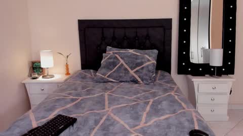 Snapshot of tiffany_cooper06 chatting on 22, 9, 2025 VAL online show from 22, 9, 2025