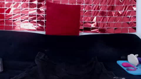 Tiffany online show from 27, 2, 2025