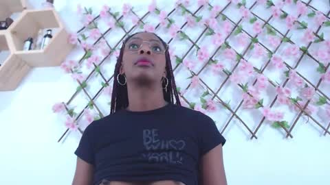 Tiffany online show from 11, 3, 2026