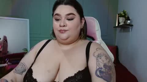 Snapshot of tiffany_laurens chatting on 14, 12, 2024 dont forget ask for custom vids online show from 14, 12, 2024