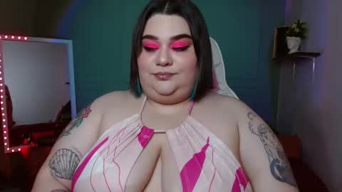 Snapshot of tiffany_laurens chatting on 23, 12, 2024 dont forget ask for custom vids online show from 23, 12, 2024