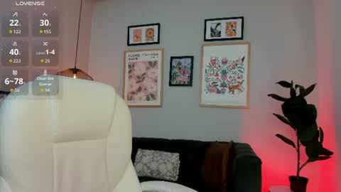 tiffany_low online show from 11, 6, 2026