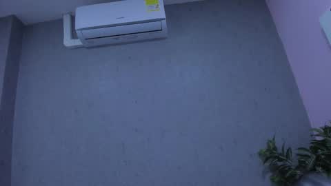 tiffany_mendez online show from 3, 12, 2025