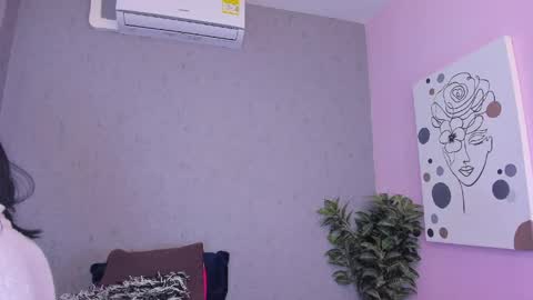 tiffany_mendez online show from 25, 4, 2026