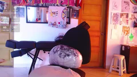 Tiffany 21 and Andy 32  online show from 21, 10, 2025