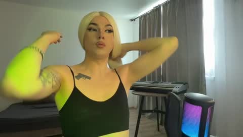 Snapshot of tiffany_smitch chatting on 21, 3, 2026 Tif online show from 21, 3, 2026