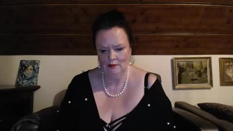 TiffanyMature online show from 24, 4, 2026
