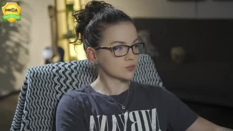 tiffanyriox online show from 8, 6, 2026