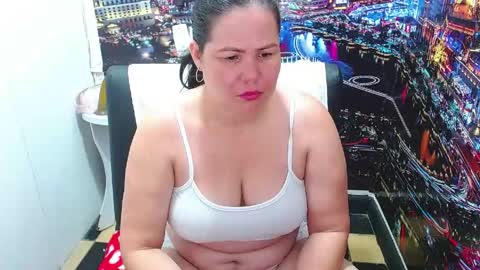 Snapshot of tila_nastyy chatting on 8, 5, 2026 Tila online show from 8, 5, 2026