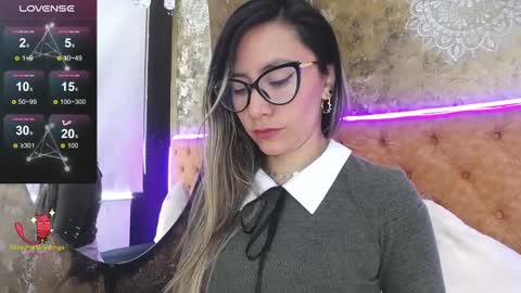 TILA TEQUILA online show from 26, 2, 2025