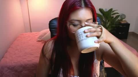 Tila Tequila online show from 14, 4, 2026