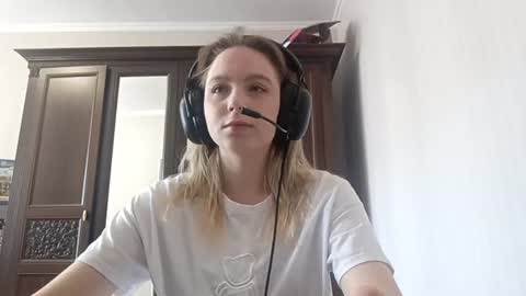 Alice online show from 9, 6, 2026