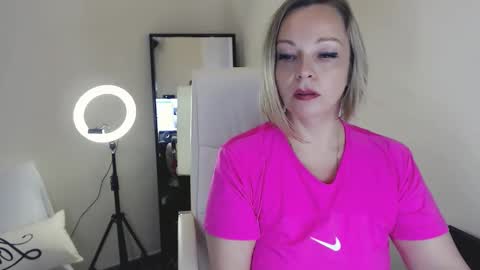 Tilly online show from 4, 2, 2025