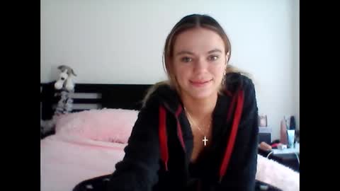 Tily Love online show from 20, 5, 2026