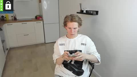 Snapshot of tim_milll chatting on 12, 10, 2025 Tim online show from 12, 10, 2025