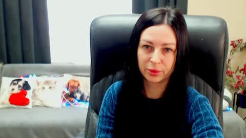 Luisa online show from 15, 4, 2026