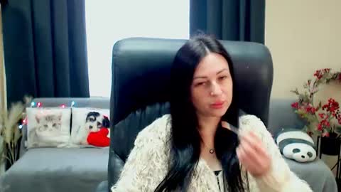 Luisa online show from 8, 6, 2026