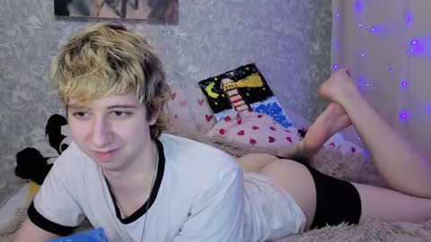 Snapshot of timothy_fox chatting on 6, 5, 2026 Timothy Fox online show from 6, 5, 2026