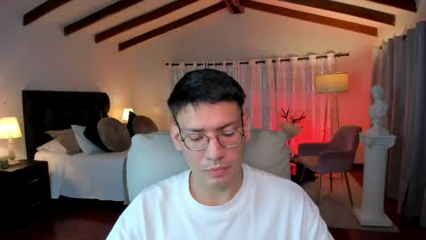 timi  jones online show from 31, 5, 2026