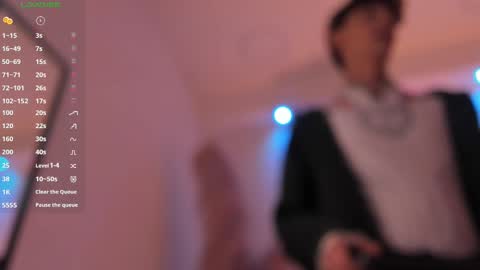 Timothy 21 years old online show from 19, 2, 2025