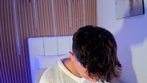 Timothy 21 years old online show from 26, 2, 2026