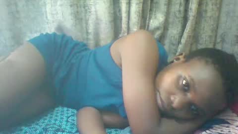 Snapshot of tina2030 chatting on 2, 11, 2025 christine online show from 2, 11, 2025