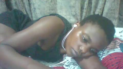 christine online show from 25, 4, 2026