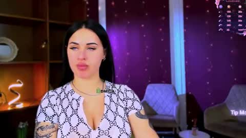 tina_golden1 online show from 26, 4, 2026