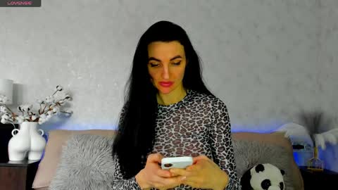 Tina online show from 10, 4, 2026