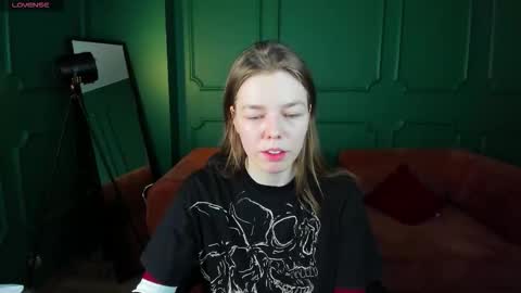 tina_tayllor__ online show from 24, 2, 2026