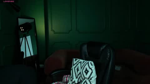 tina_tayllor__ online show from 5, 6, 2026