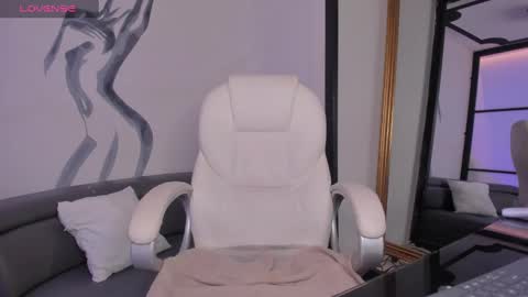 Tina  online show from 11, 2, 2025