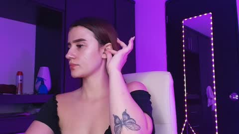 Tina  online show from 4, 4, 2026