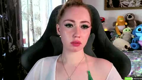 Snapshot of tinabrook chatting on 29, 4, 2026 Tina online show from 29, 4, 2026
