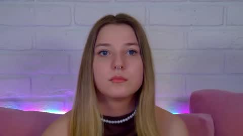 TinaBurton online show from 28, 4, 2026