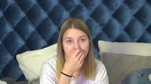 Snapshot of tinaburton chatting on 13, 5, 2026 TinaBurton online show from 13, 5, 2026