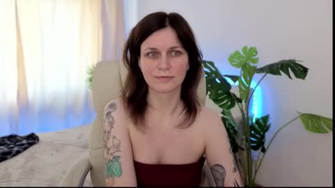 TinaMelt online show from 26, 9, 2025