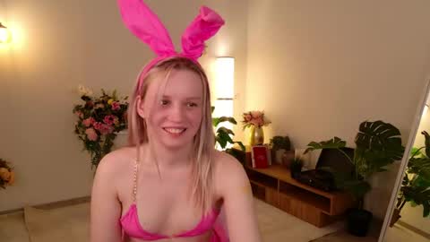 tinasiner online show from 1, 4, 2026