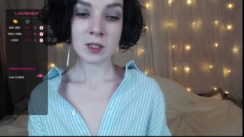 Snapshot of tinawincee chatting on 15, 12, 2024 Tina online show from 15, 12, 2024