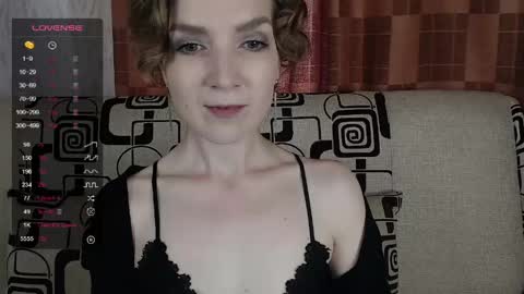Snapshot of tinawincee chatting on 7, 6, 2026 Tina online show from 7, 6, 2026