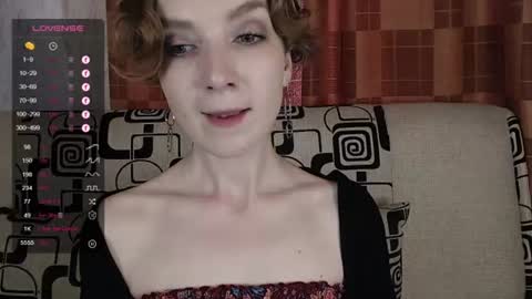 Snapshot of tinawincee chatting on 12, 6, 2026 Tina online show from 12, 6, 2026
