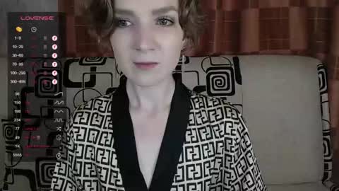 Snapshot of tinawincee chatting on 4, 7, 2026 Tina online show from 4, 7, 2026
