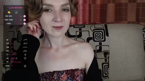 Snapshot of tinawincee chatting on 10, 7, 2026 Tina online show from 10, 7, 2026