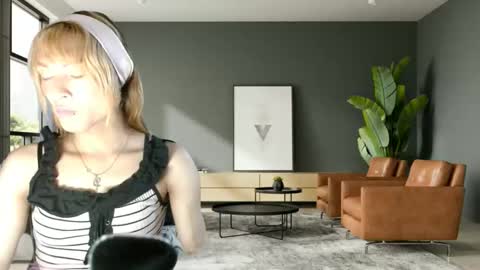 tini_mix206927 online show from 20, 3, 2026