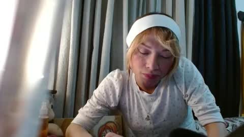 tini_mix206927 online show from 27, 3, 2026