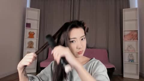 Tina online show from 5, 11, 2025