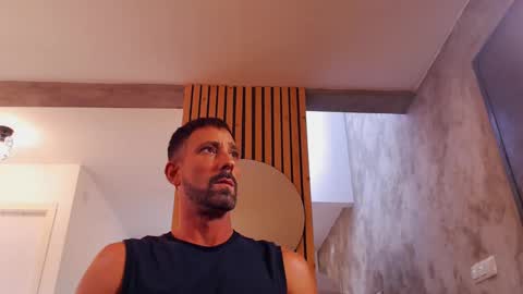 tinoclandestino online show from 11, 1, 2025