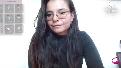 Tiny Caroline online show from 15, 7, 2026